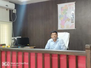 Rahul Gupta Indian Bureaucrat, Rahul Gupta IAS, Rahul Gupta IAS 2017, Rahul Gupta IAS India, Rahul Gupta Assistant Collector Gadchirolli Maharashtra in 2019, IAS Rahul Gupta, Rahul Gupta IAS Maharashtra India, Rahul Gupta IAS India, Rahul Gupta IAS Government of India, Rahul Gupta, Rahul Gupta IAS 2017, IAS Rahul Gupta, Rahul Gupta IAS India, Rahul Gupta IAS Government of India, Rahul Gupta IAS Bureaucrate, Rahul Gupta as Assistant Collector Gadchirolli in 2019